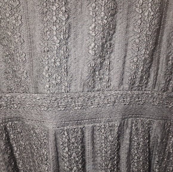 Lane Bryant 22/24 Peplum Sleeveless Black Top Lace V-Neck Empire Waist - Picture 3 of 7